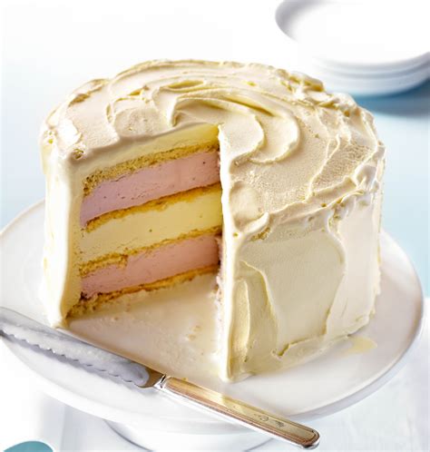 Best sellers in ice cream & soft serve mixes. Ice Cream Cake Recipe With White Chocolate and Strawberry ...