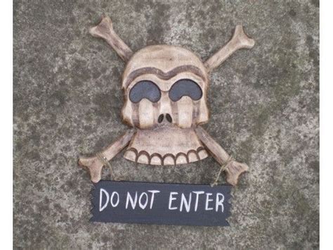 Do Not Enter Skull And Bones Sign Cross Bones Decor Twisted Palms