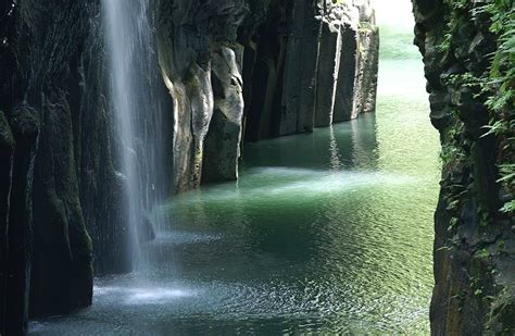 Manai Falls Takachiho Kyo Japan 高千穂峡谷 Takachiho Lava Flow Rapids