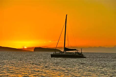 Private Sunset Sail Charters On Maui
