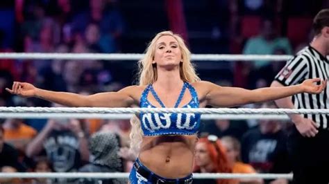 Se filtran fotos íntimas de una campeona de la WWE Charlotte Flair