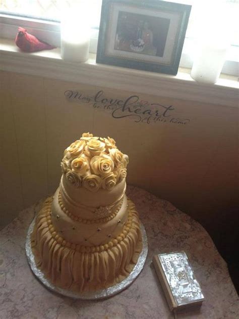 Ivory Wedding Cake Cake By Beth78148 Cakesdecor