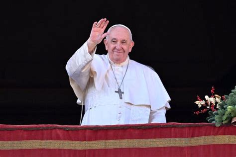 Pope Francis Allows Priests To Bless Same Sex Couples The New York Times