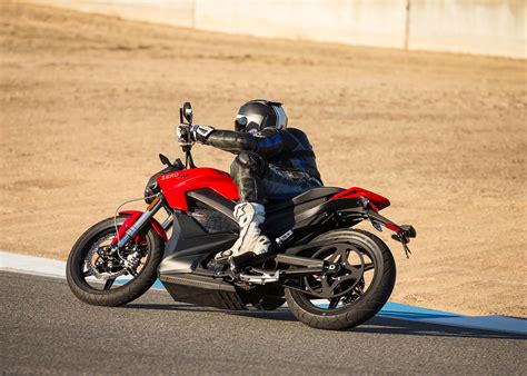 Zero Motorcycles Debuts New Zero SR at EICMA - Asphalt & Rubber
