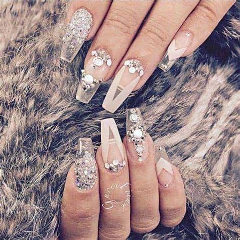 33 Clear Nail Designs To Get A Simple Yet Gorgeous Look 2021 Guide