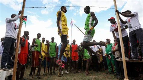 Kenya Maasai Olympics Hundreds Gather For Lion Hunt Alternative Bbc News