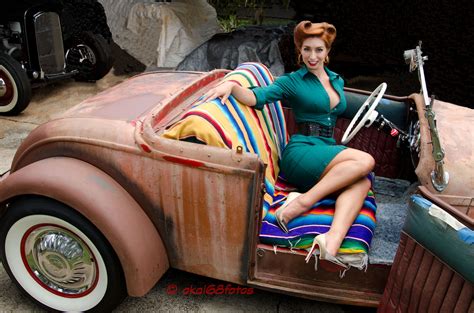 Pin By Mel Sakaba On Vintage Pinups Antique Cars Pin Up Girls Pin Up
