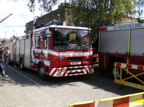 Fire Engines Photos Dennis Rapier N139dpx West Sussex