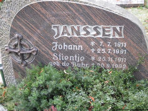 6, 26548 norderney, lower saxony, germany. Grab von Johann Janssen (07.07.1911-25.07.1991), Friedhof ...