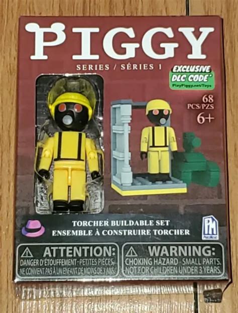Piggy Roblox Series 1 Torcher Buildable Set With Exclusive Dlc Code New