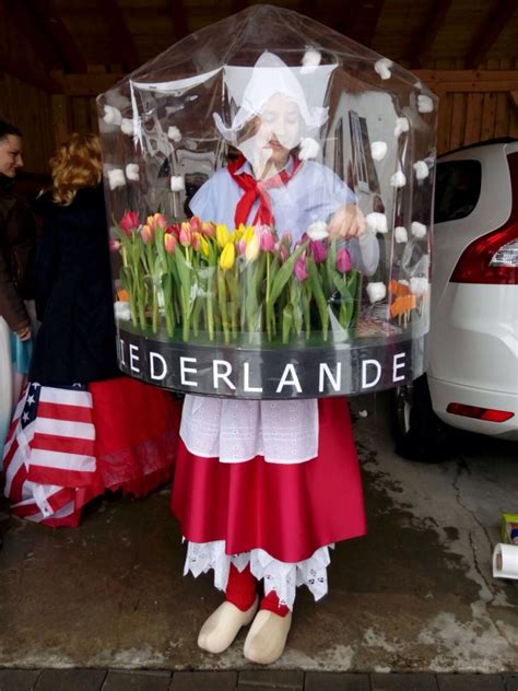 Schneekugel Snowglobe Dutch Antje Best Costume Tulip Carneval