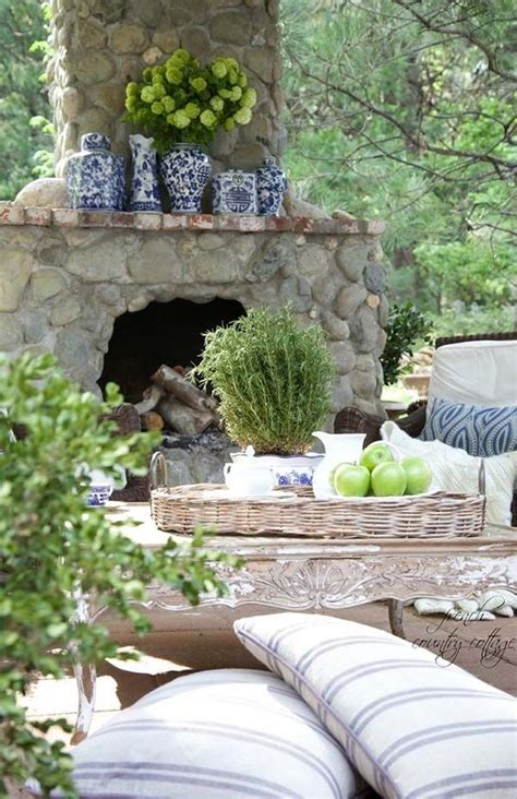 Amazing Outdoor Spaces You Will Never Want To Leave Rustic Outdoor