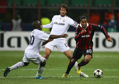 Founded on 6 march 1902 as madrid football club, the club has traditionally worn a white home kit since inception. Ronaldinho in AC Milan v Real Madrid - UEFA Champions ...
