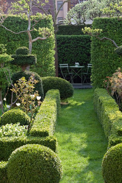 Maybe you would like to learn more about one of these? Kleine Gärten | Ideen für den Garten | Callwey Gartenbuch