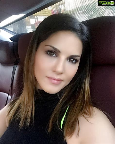 Sunny Leone Instagram This Week Im On The Go Every Minbreakfastworkout Rehearsals