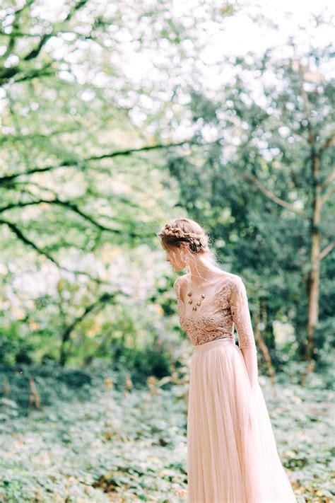 Forest Fairy Ethereal Woodland Wedding Photographer Finland Hääkuvaaja Elopements