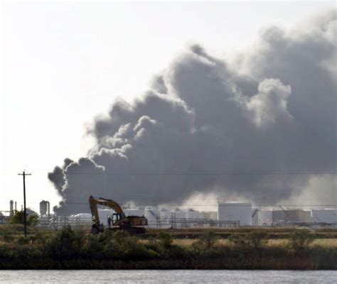 Board Passes On Houston Plant Explosion Probes