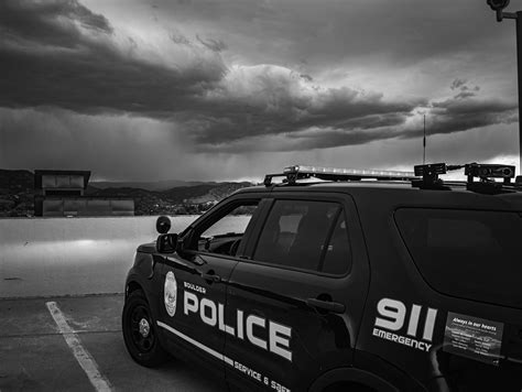 Boulder Police Dept On Twitter Thunderstorms Are Rolling Through
