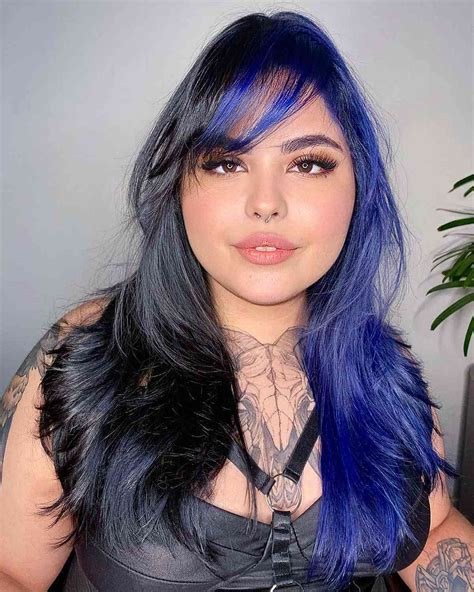 Make A Bold And Mesmerizing Statement With These Stunning Blue Hair