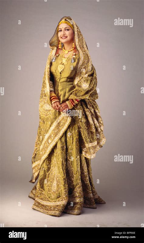 Kashmiri Dress Hi Res Stock Photography And Images Alamy