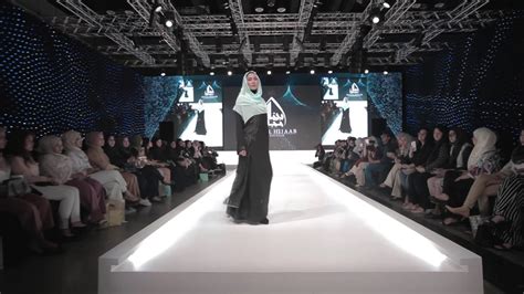 Mitec malaysia international trade and exhibition centre the last edition ofaifw asia islamic fashion week was held in kuala lumpur from 26 july 2018 to 29 july 2018 and the next edition is expected to. Bait Al Hijaab Runway Show at Asia Islamic Fashion Week ...