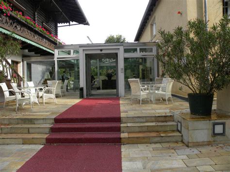 Bayerisches haus am dom augusta. "Hotel Bayrisches Haus" ROMANTIK Hotel Bayrisches Haus ...