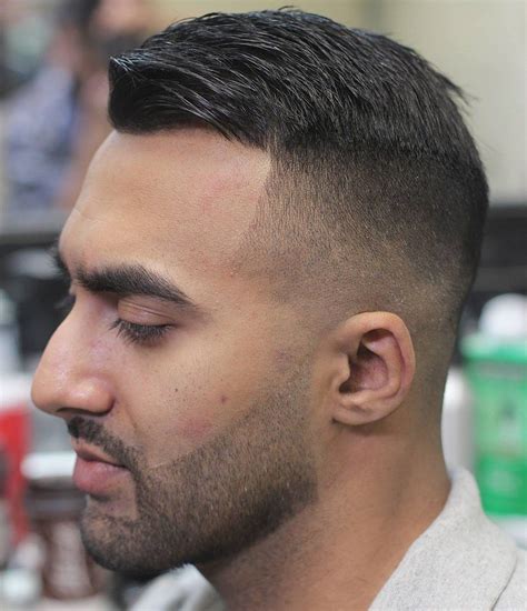 Short Combover With Fade Comb Over Haircut Short Comb Over Mens