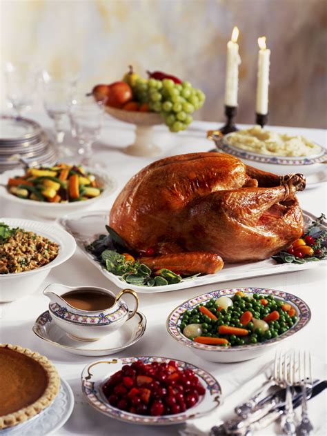We indulge in artistically sharing what we are about to devour. 3 Food Network Stars Share Their Favorite Thanksgiving ...