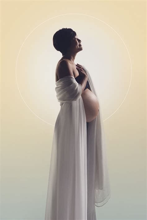 Maternity Photography Alexzis Glance Photography Studio Portrait