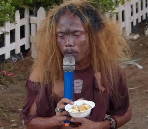 Check spelling or type a new query. 11 Arti Mimpi Dikejar Orang Gila Menurut Primbon Jawa