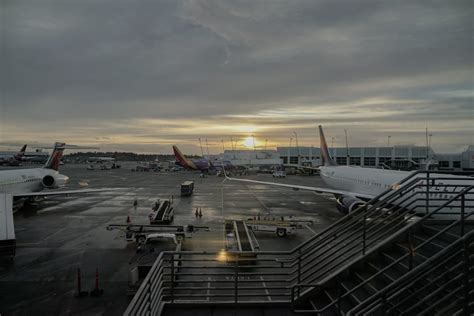 Two Day Power Outage Diverts And Cancels Flights At Jfk Political Iq