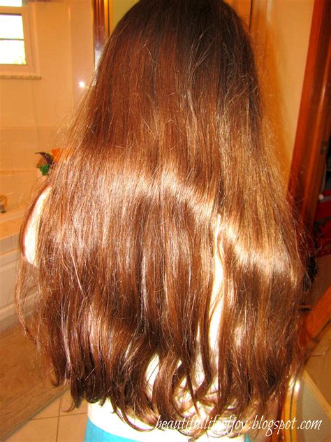 The ponytail method can only give you one type of haircut: Beautiful Life of Joy: Easy Five-Minute Layered Haircut
