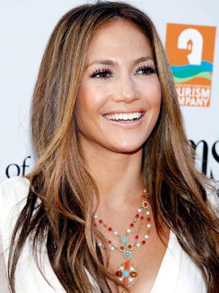 Pasi Pentru Buze Cu Mai Mult Volum Jennifer Lopez