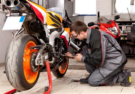 What Are The Different Types Of Mechanic Careers