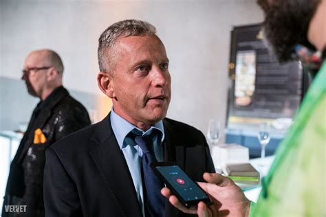 Az egész család megijedt, feszülten várták a szövettan eredményét, erről így nyilatkozik az update márka tulajdonosa: Velvet - Gumicukor - Schobert Norbert: „Szeretek ...