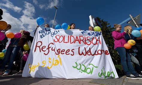Refugees Welcome How Uk And Germany Compare On Migration World News