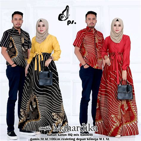 Baju family menyediakan kebutuhan fashion bagi para keluarga muslim, seperti kaos couple keluarga muslim ziyata. Jual baju batik Couple kebaya sarimbit Gamis Tirta family ...
