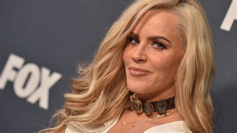 Jenny Mccarthy Says She Hid From Barbara Walters At The View