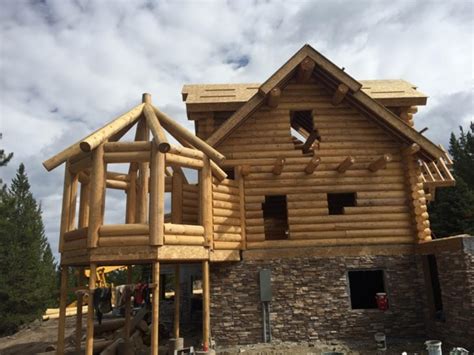 Construction Yellowstone Log Homes