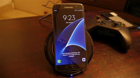 Fast wireless charging 2.0 is a wireless charging standard from samsung. Review: Samsung fast wireless charging stand makes ...