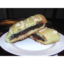 Pressing the edges of the cookies with the tines of a fork serves two purposes: Prune and Raisin Filled Cookies | Recipe | Raisin filled ...
