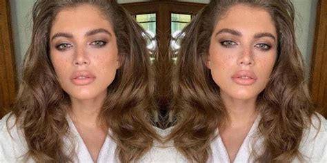 Details About Valentina Sampaio The First Transgender Sports Illustrated Swimsuit Model Yourtango