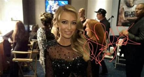 Paulina Gretzky Makes Cover Of Golf Digest Paulina Gretzky