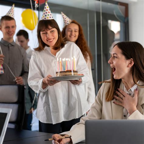 10 Inexpensive Ways To Celebrate Employee Birthdays