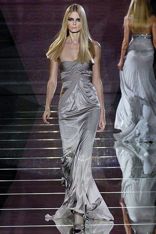 Versace Fall 2006 Ready To Wear Collection Photos Vogue Chic