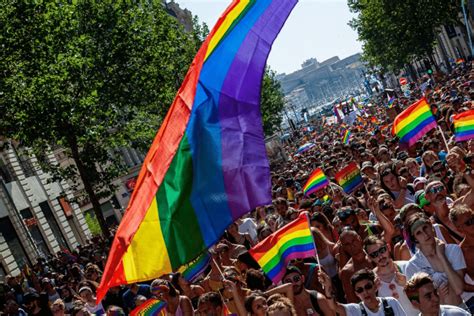 le défilé de la pride de marseille aura lieu le 1er juillet 2023