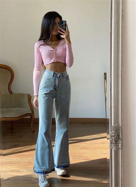 Pink Cropped Cardigan Paired With Jeans In 2020 Fashion Inspo Outfits
