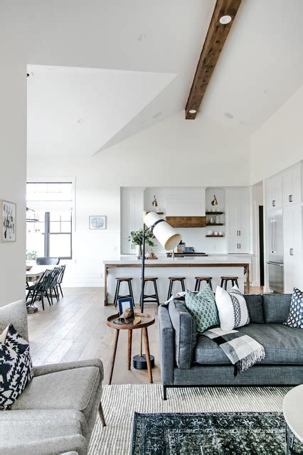 If you're looking for aa excellent laundry service, green mountain hotel is. The Mountain Green Modern Farmhouse - Campagne - Salon ...