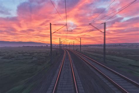 Predictive maintenance for high-speed trainline monitoring