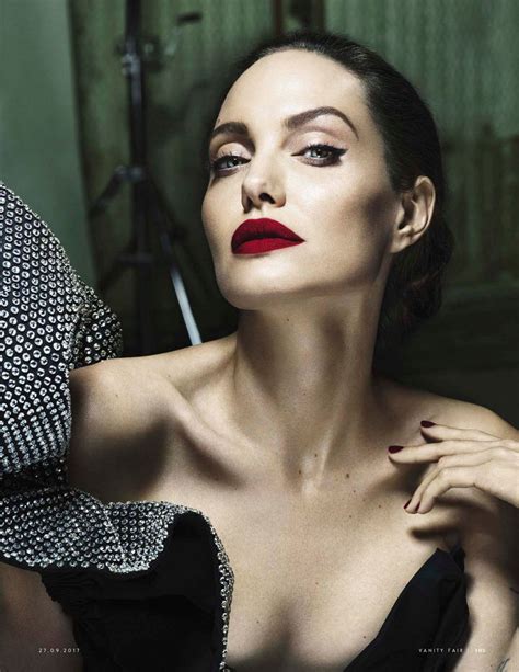 Angelina Jolie Latest Photos Celebmafia